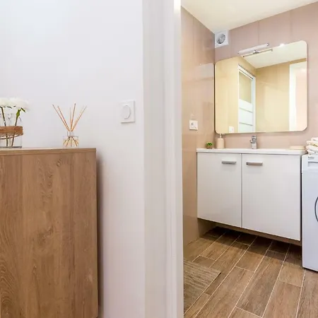 Apartment Cosy Mattoni Menton